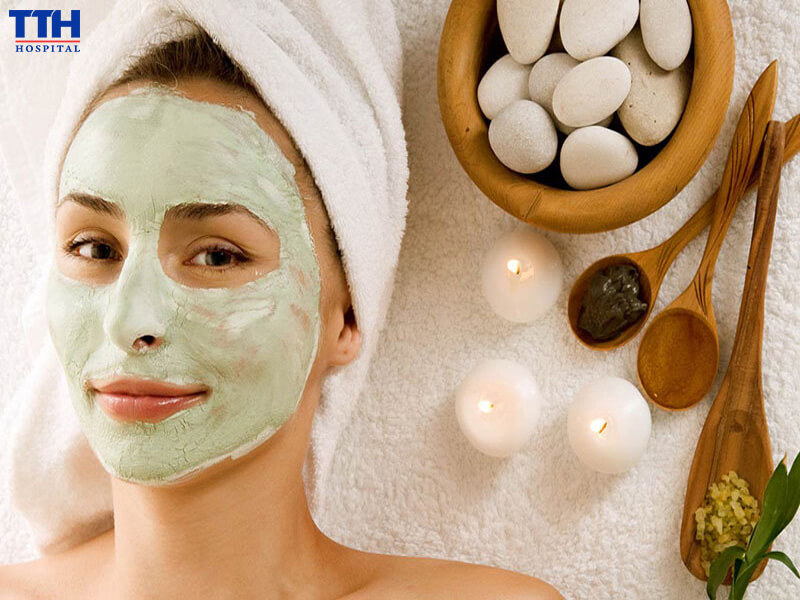 CHĂM SÓC LÀN DA SAU SINH – ĐẸP TỰ NHIÊN TỪ BÊN TRONG