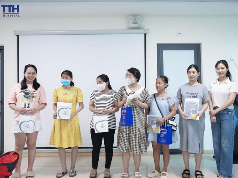 Khoảnh khắc hồi hộp và hạnh phúc vỡ òa
