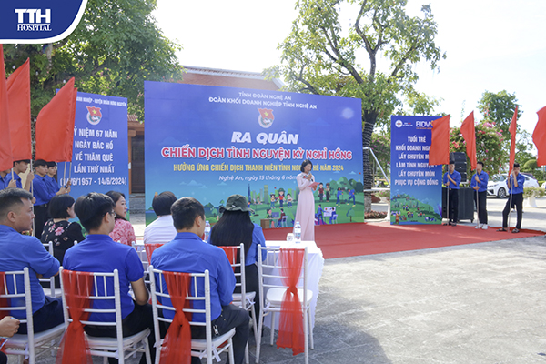 Vào ngày 15/6/2024 cấp phát thuốc miễn phí cho người dân tại huyện Hưng Nguyên, tỉnh Nghệ An