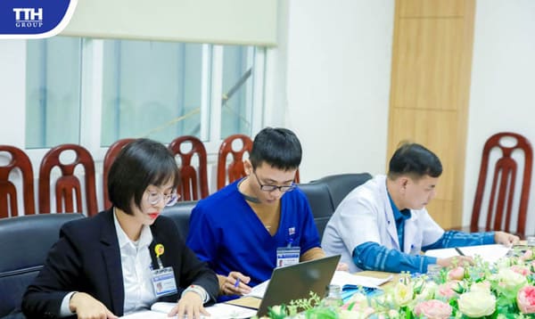 Tổ chức hội nghị đánh giá, xét duyệt nghiên cứu khoa học năm 2025